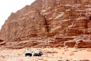 Tour en Jeep por el desierto del Wadi Rum en Jordania