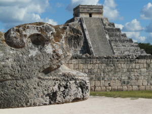 El Castillo en Chichen Itzá en Riviera Maya