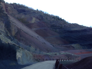 Interior del Volcán del Croscat en La Garrotxa en Catalunya