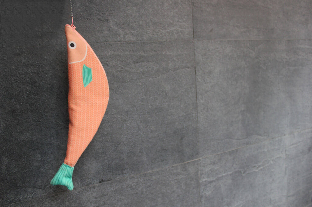 {Estuche salmonete de Don Fisher}