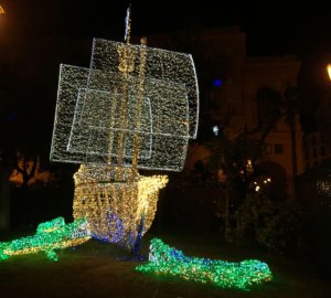 Barco Pirata en las Luci d'Artista en Salerno