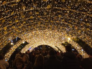Tunel de luz en las Luci d'Artista en Salerno