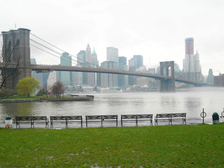 Vistas del puente de Brooklyn en Nueva York