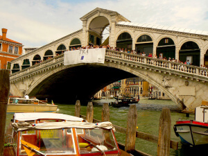 Puente de RIalto en Venecia